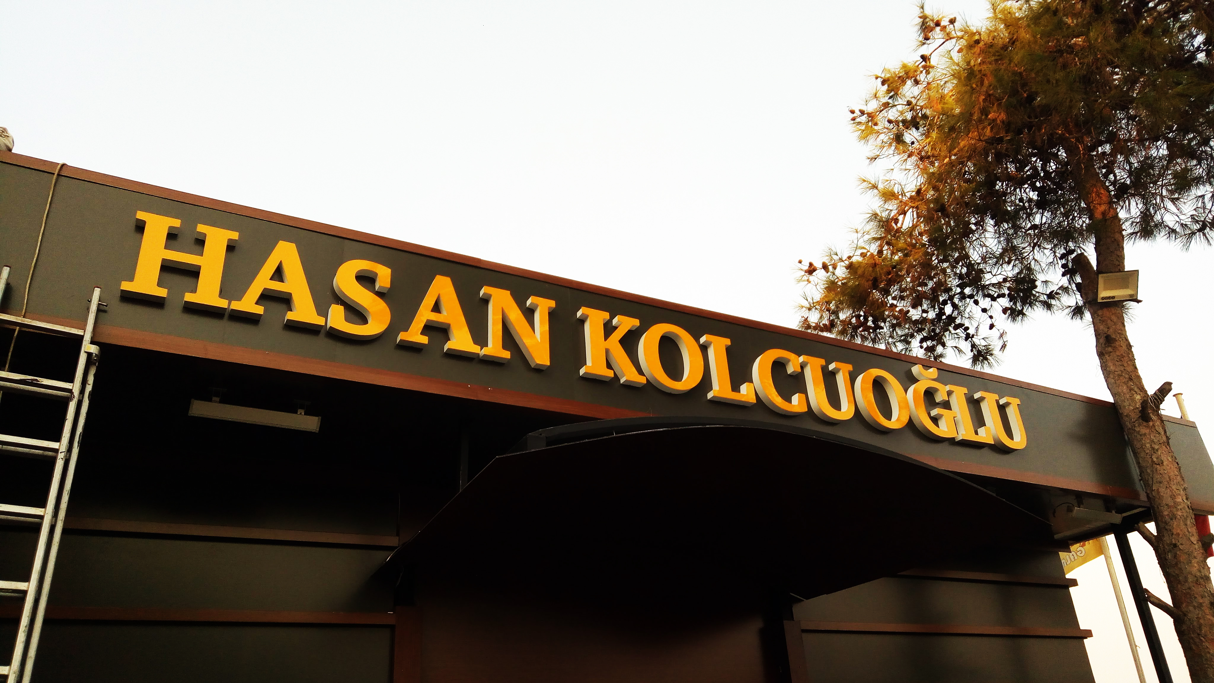  Adana